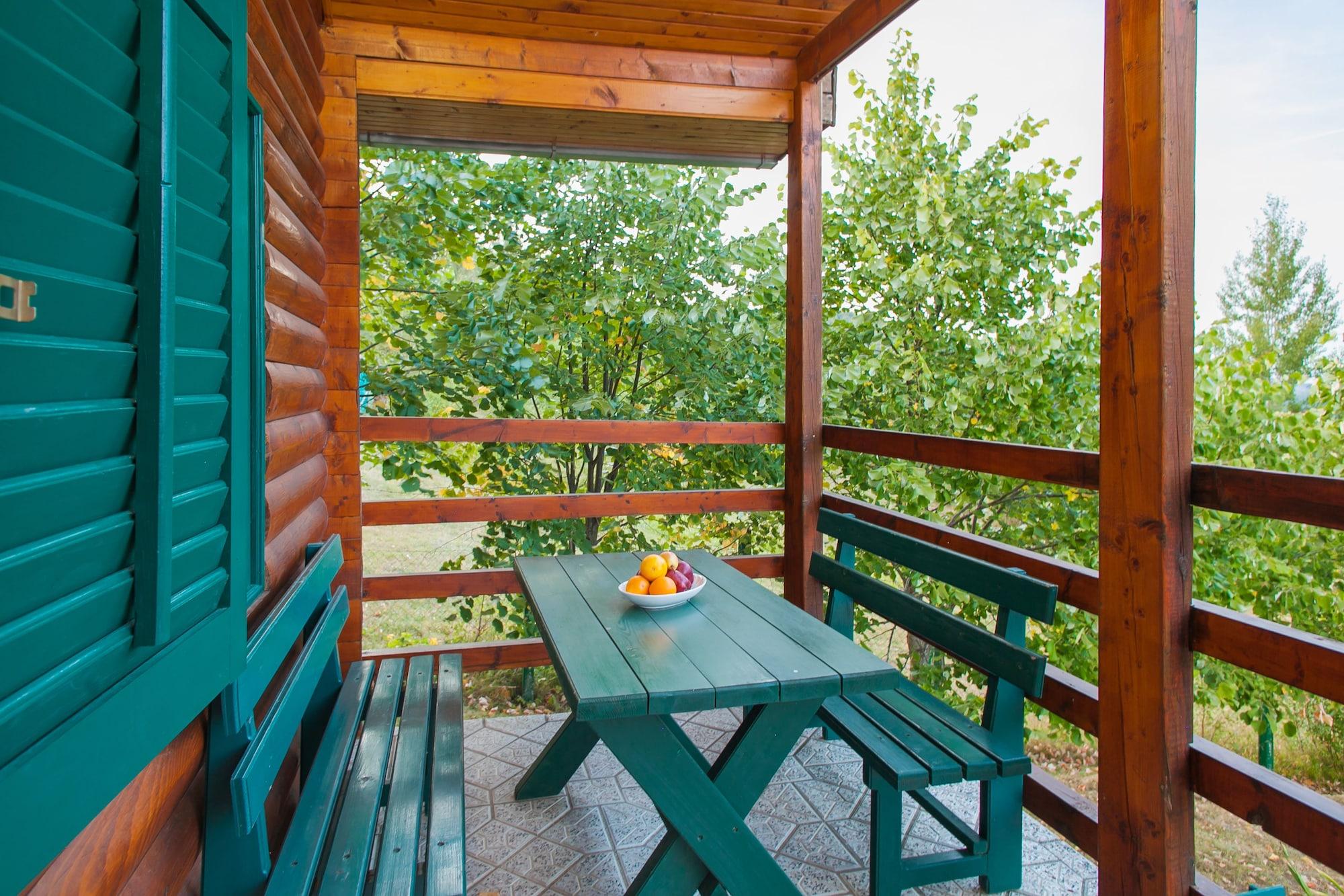 Hotel & Resort Gacka Мойковац Екстериор снимка