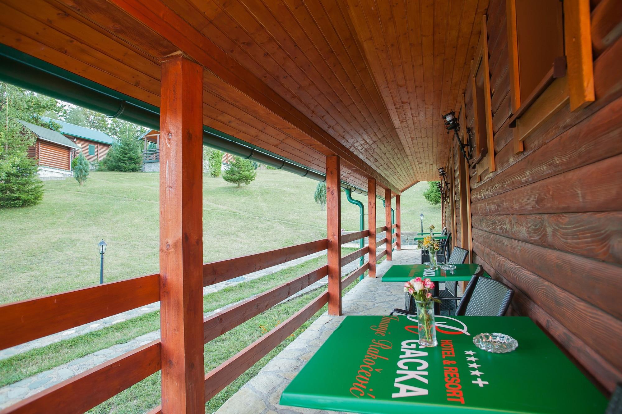 Hotel & Resort Gacka Мойковац Екстериор снимка