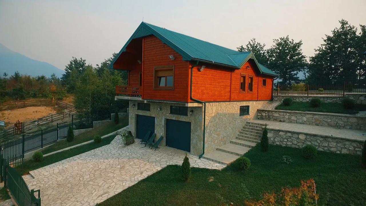 Hotel & Resort Gacka Мойковац Екстериор снимка