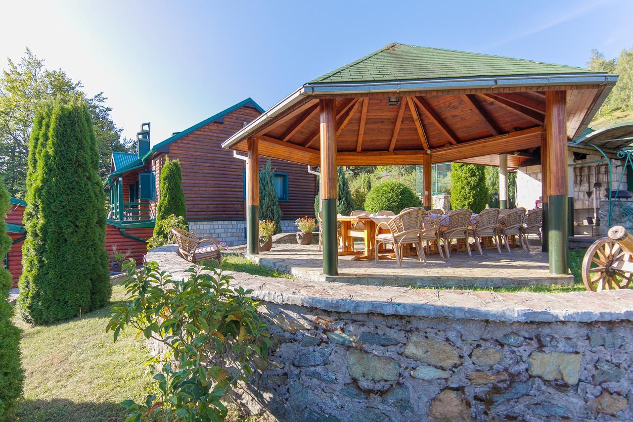 Hotel & Resort Gacka Мойковац Екстериор снимка