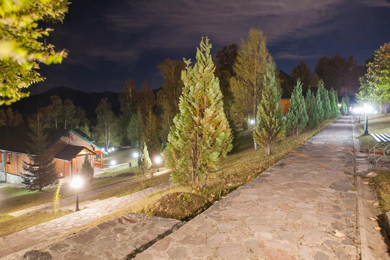 Hotel & Resort Gacka Мойковац Екстериор снимка