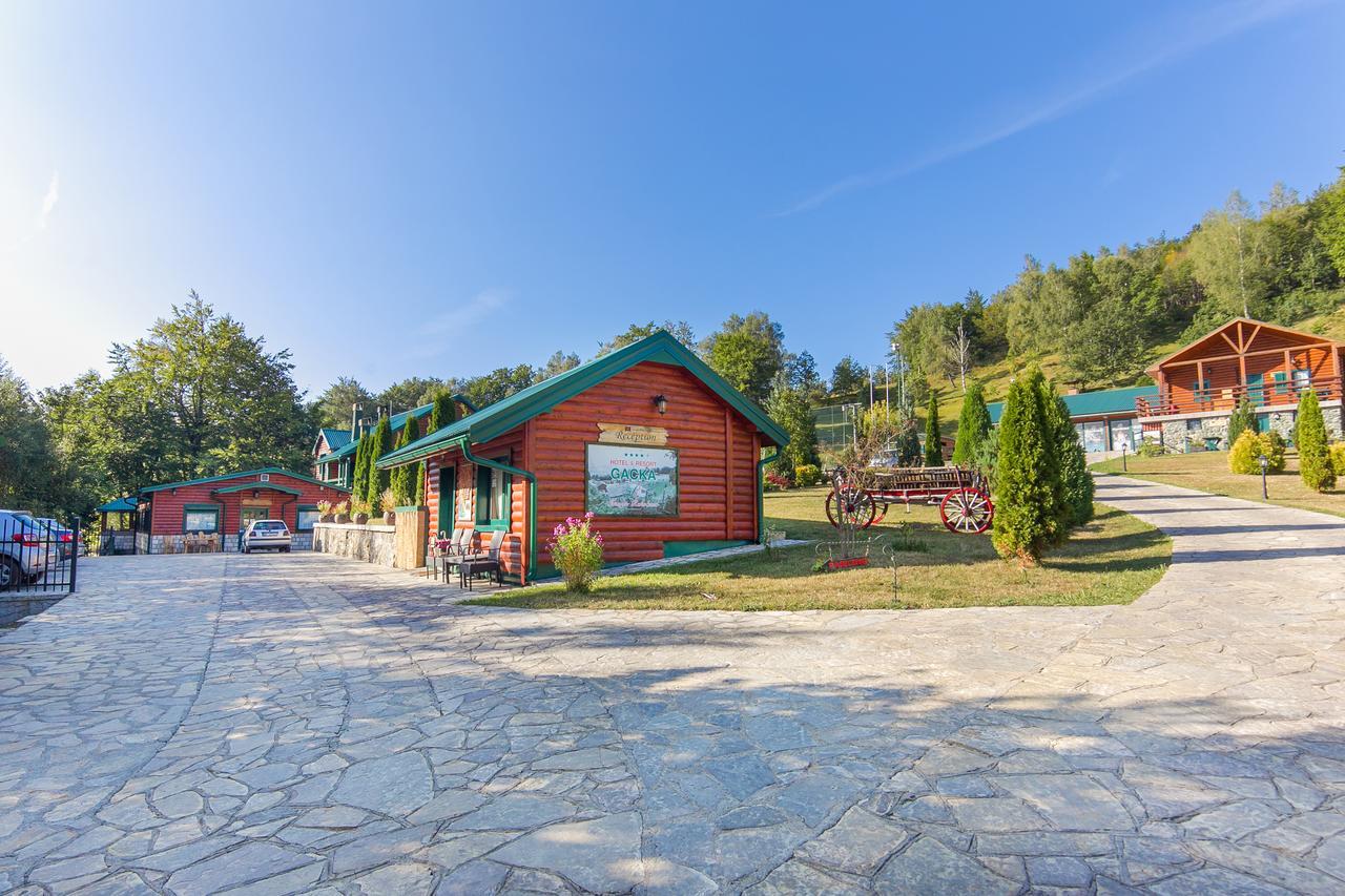 Hotel & Resort Gacka Мойковац Екстериор снимка